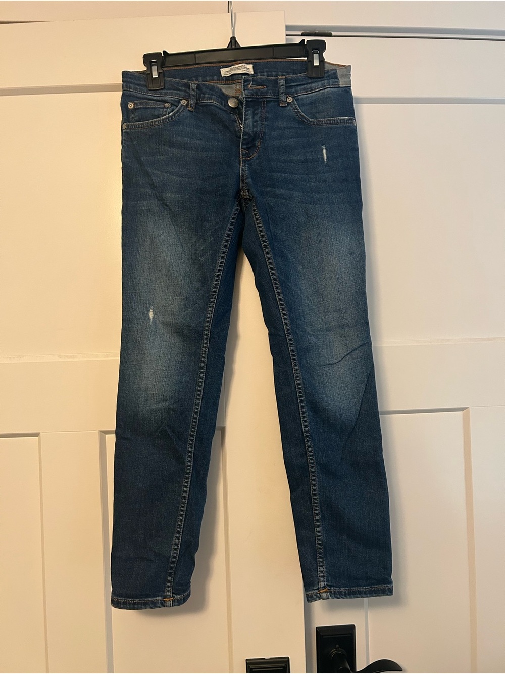 Zara Women's Medium Blue Straight-Leg Jeans